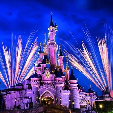 Family Disneyland Apartment Маньї-ле-Онгр Екстер'єр фото